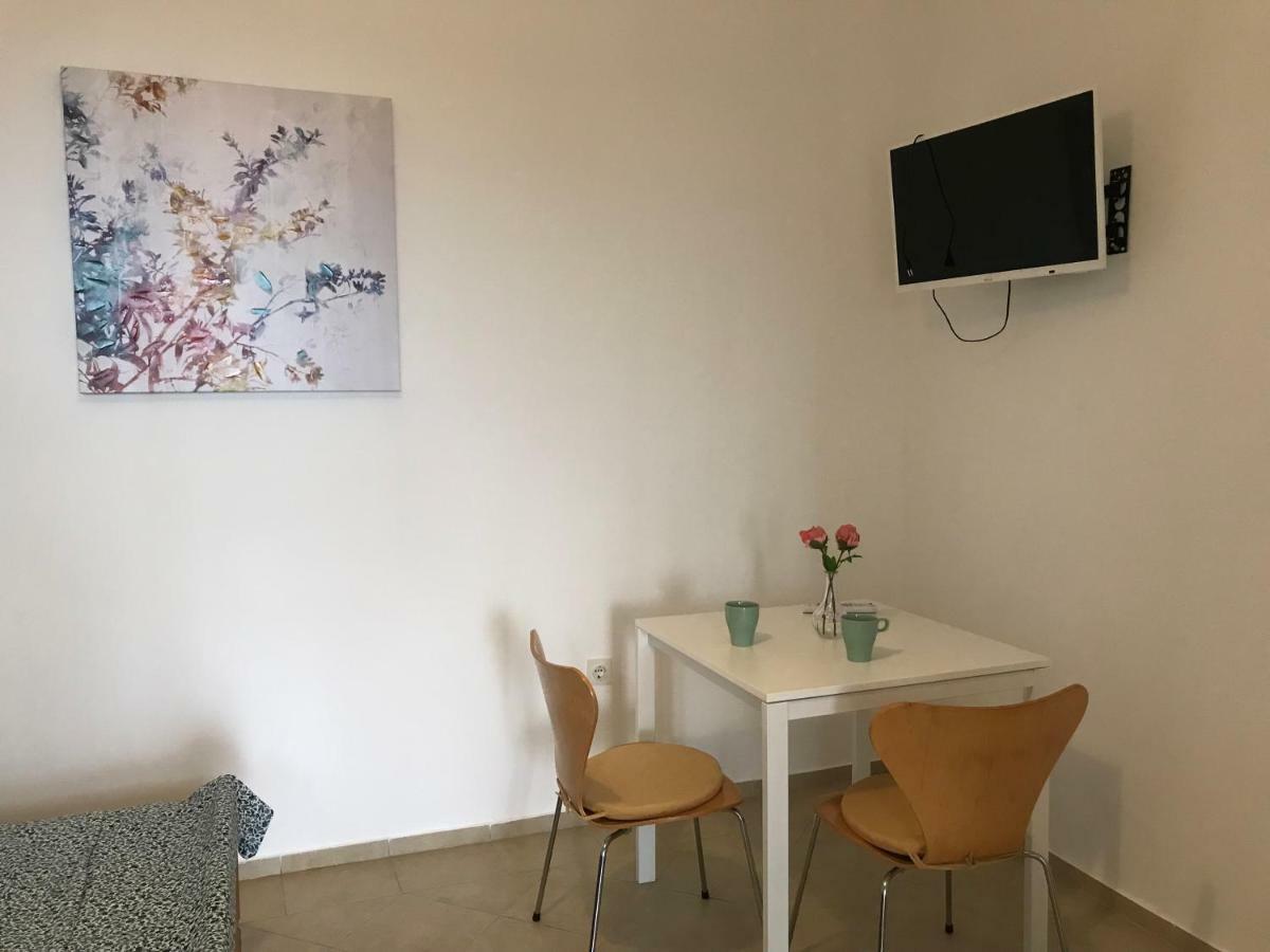 Studio Apartment Milla Rijeka Exterior photo